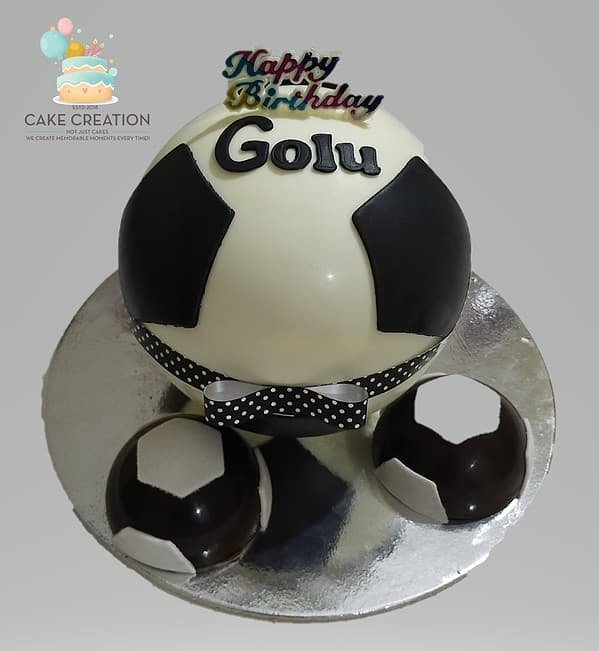 Football Pinata Cake | Cake Creation | Cake Delivery Online | Bangalore’s Best Baker