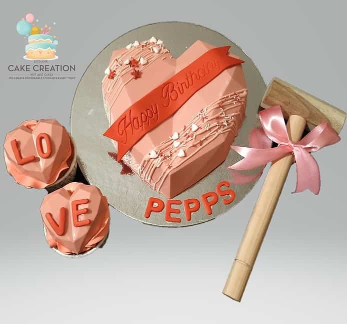 Love Pinata Cake for Her | Cake Creation | Cake Delivery Online | Bangalore’s Best Baker